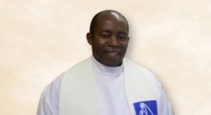 Svećenik otet u Kamerunu pušten na slobodu nakon tri tjedna zatočeništva