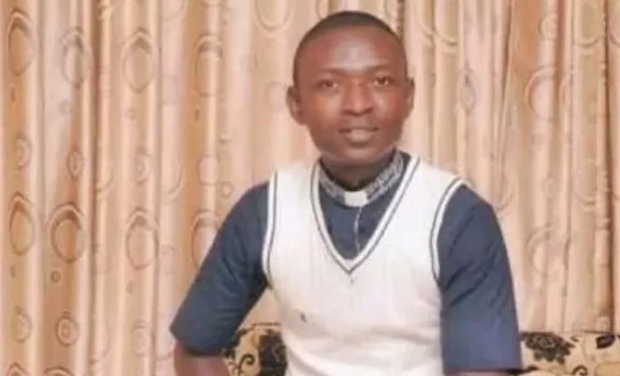 Oteti svećenik u Nigeriji oslobođen nakon dva mjeseca zatočeništva