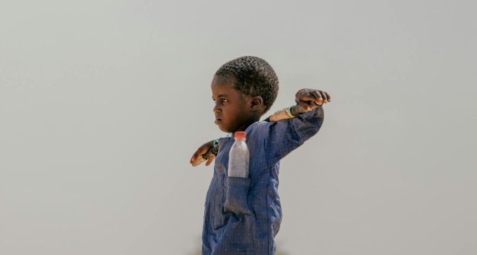 Petogodišnji dječak više puta napadnut u vrtiću u Africi jer su mu roditelji kršćani