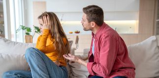 Zašto s nekim ne biste trebali biti u vezi