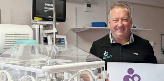 Nakon što su mu umrli sinovi blizanci, ovaj čovjek tri desetljeća prikuplja novac za jedan važan cilj