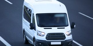 Otac držao sina (7) godinu i pol zaključanog u kombiju: Dječak ne može hodati