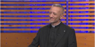 Svećenik Željko Lovrić u Nedjeljom u 2: ‘O tome sam razgovarao sa svojom djevojkom’