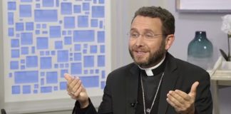 Dirljivo svjedočanstvo biskupa: Doktor je majci rekao da sam ‘nakaza’ koju treba pobaciti