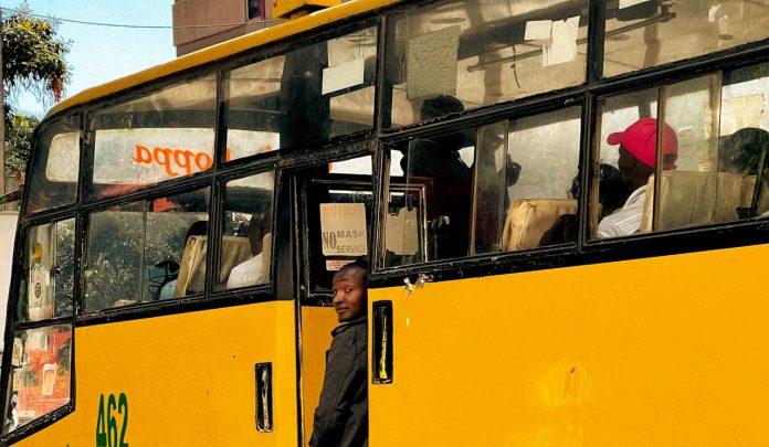 Pucali na autobus i ubili mladog nogometaša