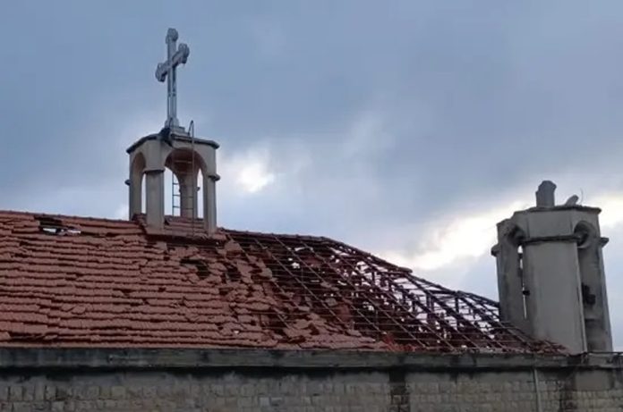 Rakete Hezbolaha pogodile su pravoslavnu crkvu i školu na jugu Libanona