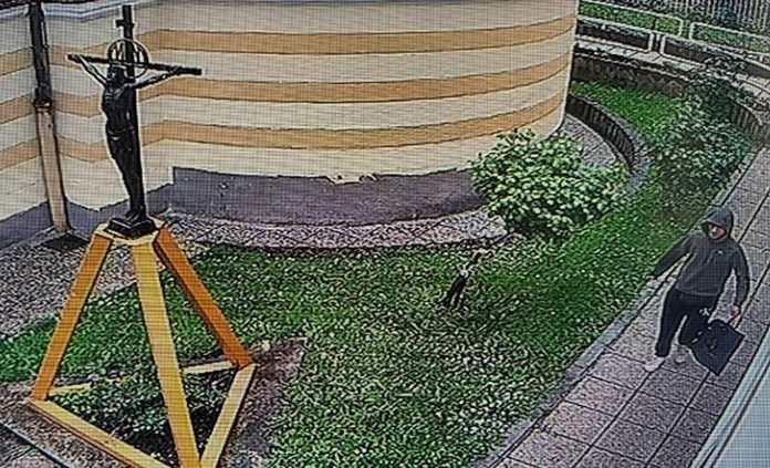 Provaljeno u župnu crkvu u Novom Sarajevu