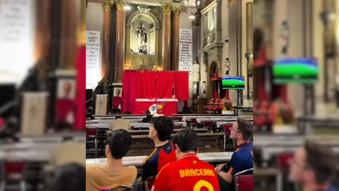 Katolička crkva u Madridu pretvorena je u prostoriju za praćenje Svjetskog prvenstva