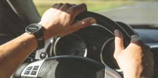 Stručnjaci mole vozače da hitno stave jedan predmet u automobil