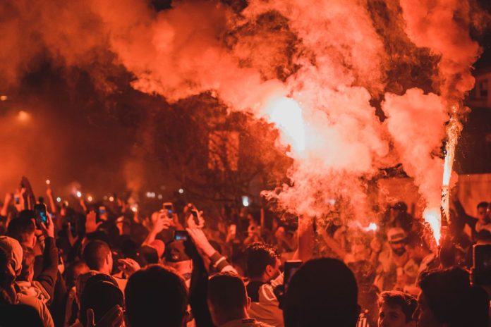 Kod škole u Kaštelima aktiviran topovski udar, pet djevojčica ozlijeđeno