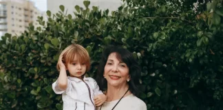 Imam 63 godine i sama odgajam dva unuka: Bojim se što će biti s njima ako umrem