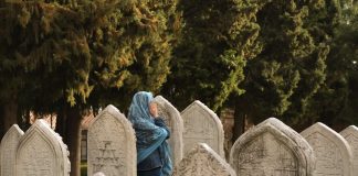 Nepoznati počinitelji išarali muslimansko groblje u Livnu