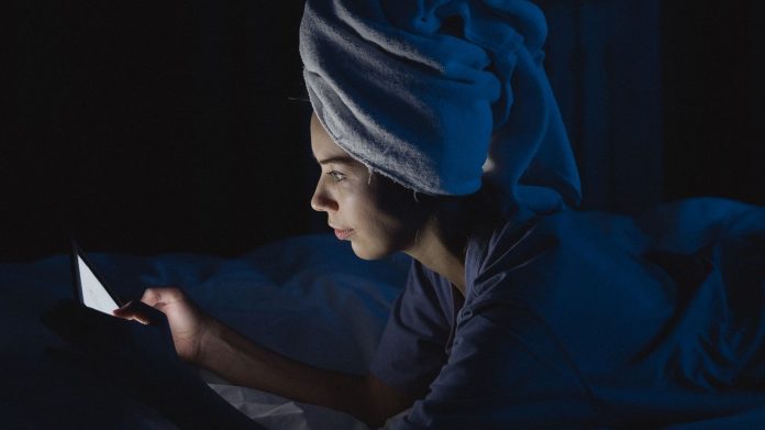Žena oslobođena ovisnosti o pornografiji nakon što je prihvatila Isusa: 