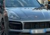 Kažnjena žena koja je iz Porschea bacala smeće u rijeku, ljudi zgroženi visinom kazne