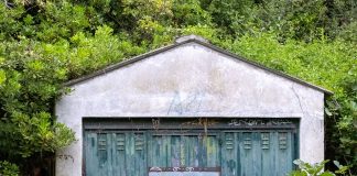 Horor na jugu Dalmacije: Posvojene djevojčice držali kao roblje u garaži i zlostavljali ih