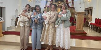 Četiri sestre isti dan krstile svoje četvero djece